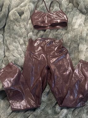 Sparkling Brown Metallic Lululemon set